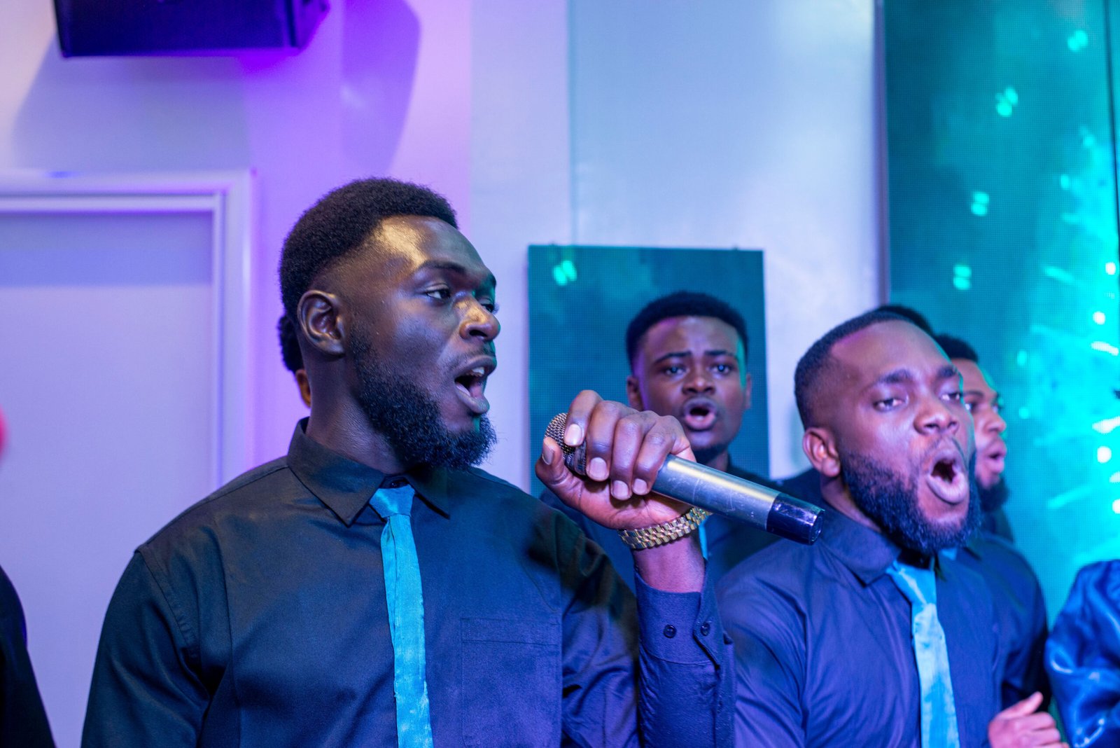 Choral Clash Performance