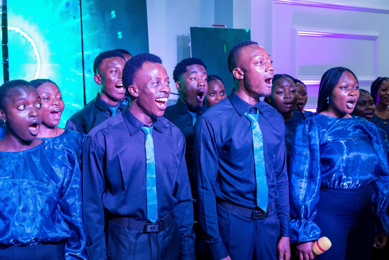 Choral Clash Performance