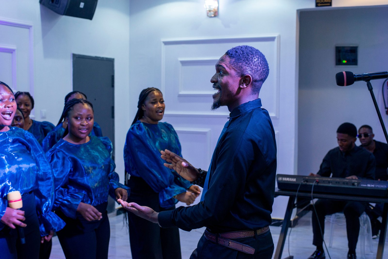 Choral Clash Performance